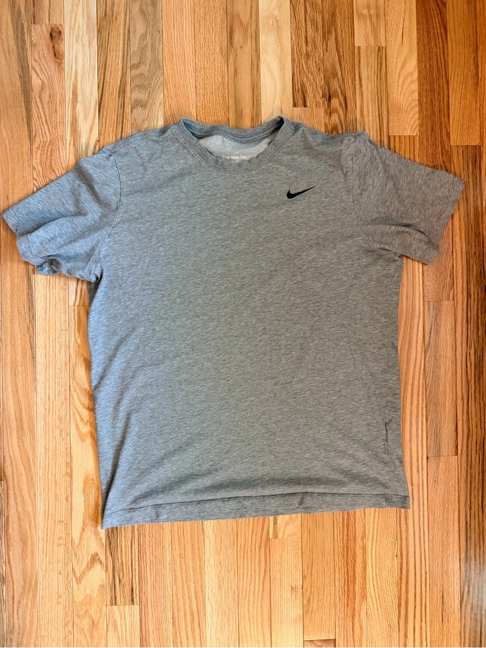 Nike Heather Gray Short Sleeve Crew T-Shirt with Swoosh